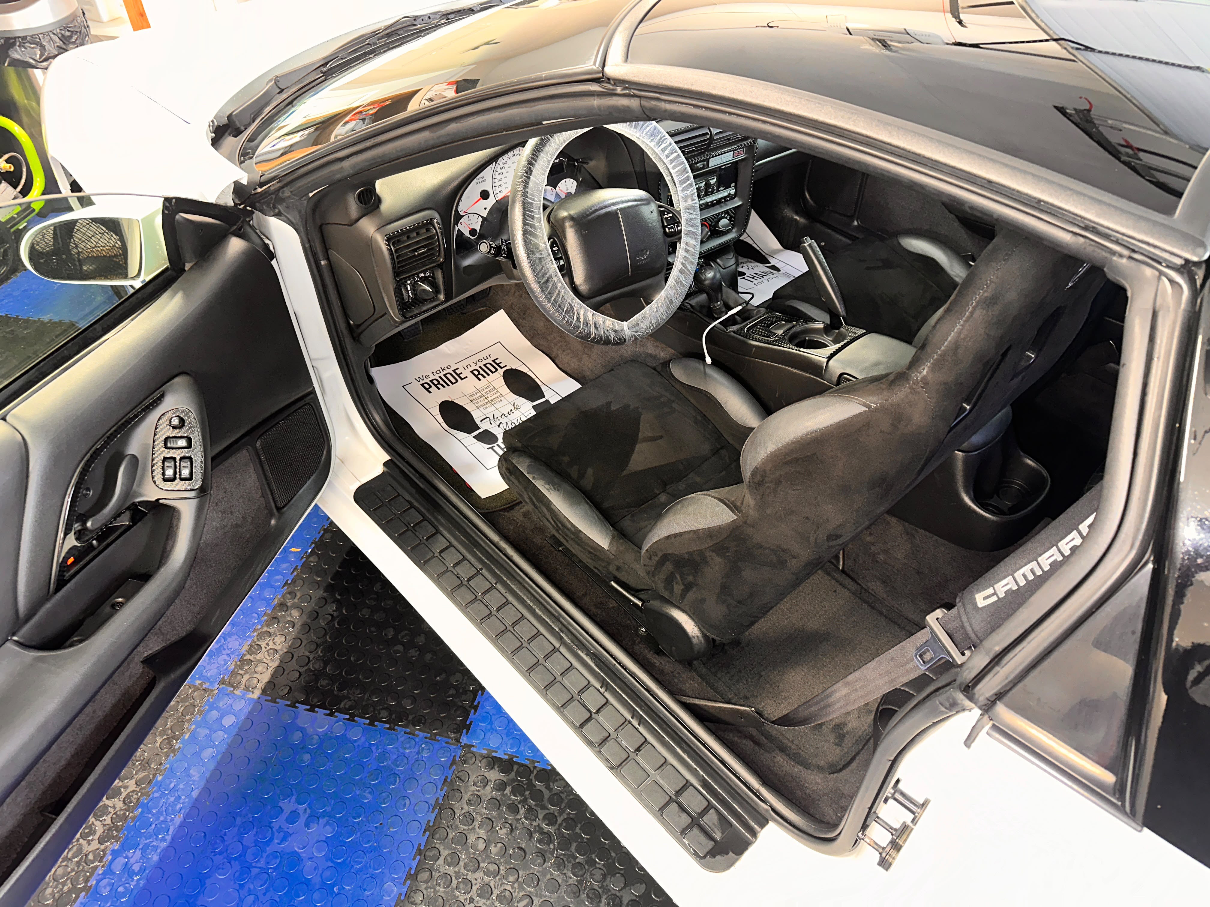 Interior · Full View