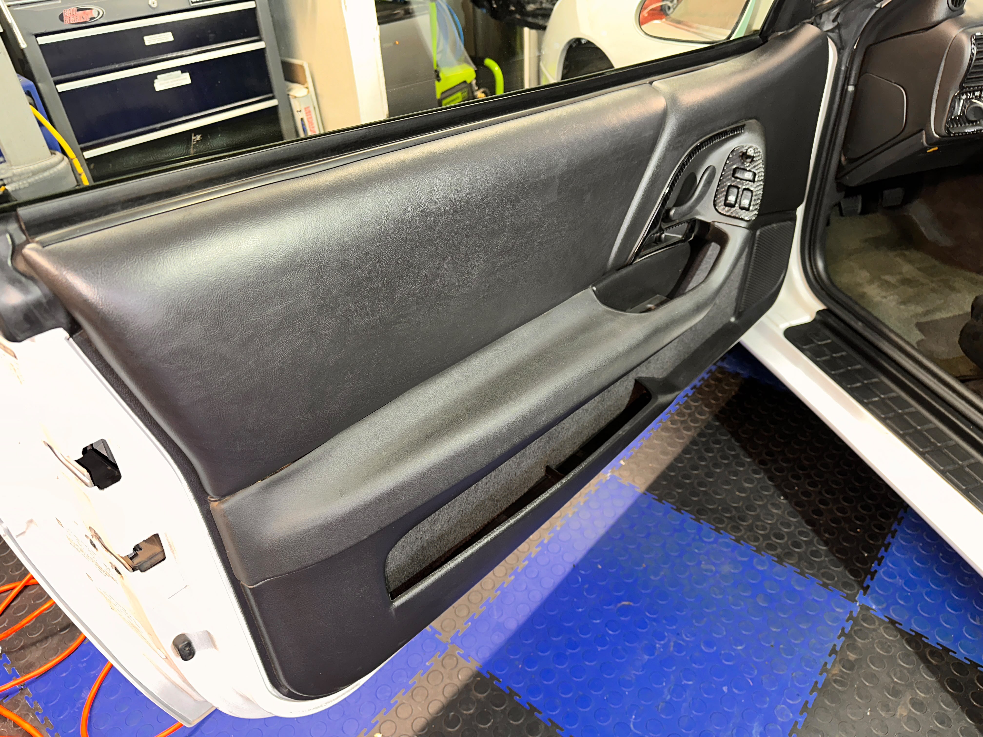 Interior · Door Panel